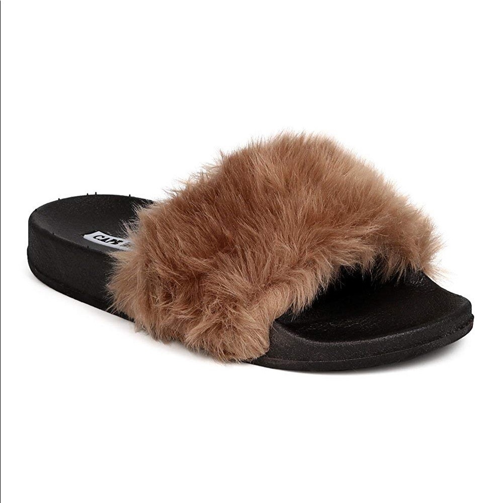 Cape Robin Moira-5 taupe fur sandal slides